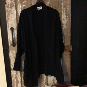 Pact airplane cardigan xl